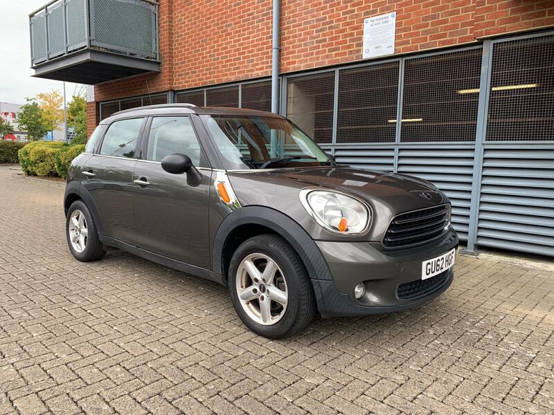 MINI COUNTRYMAN
