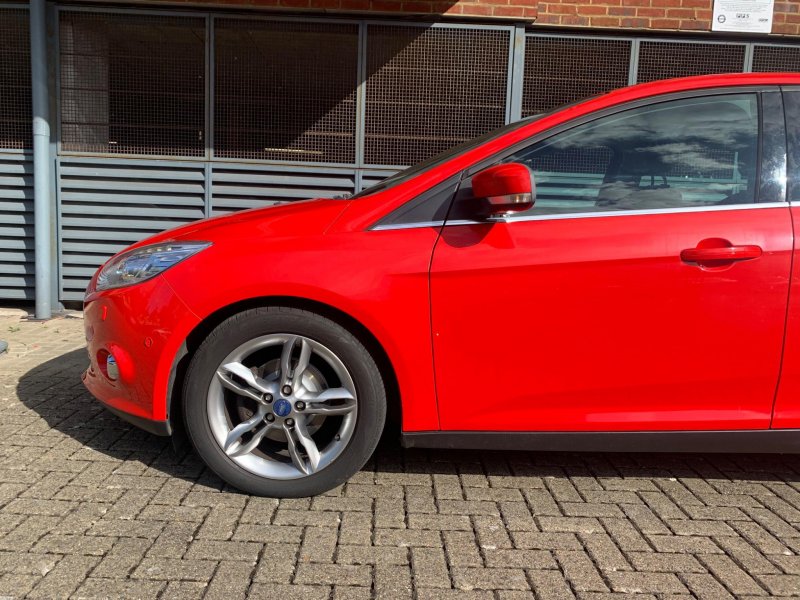 FORD FOCUS