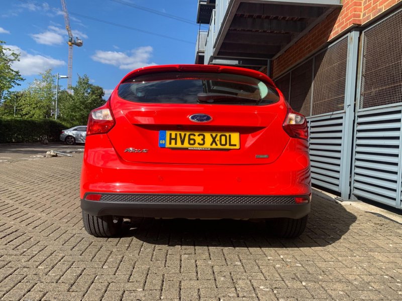 FORD FOCUS