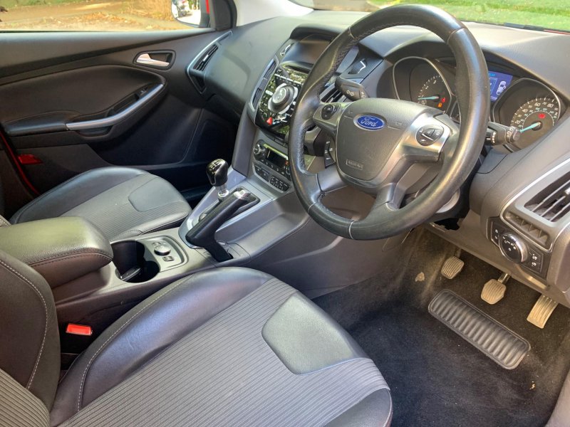 FORD FOCUS