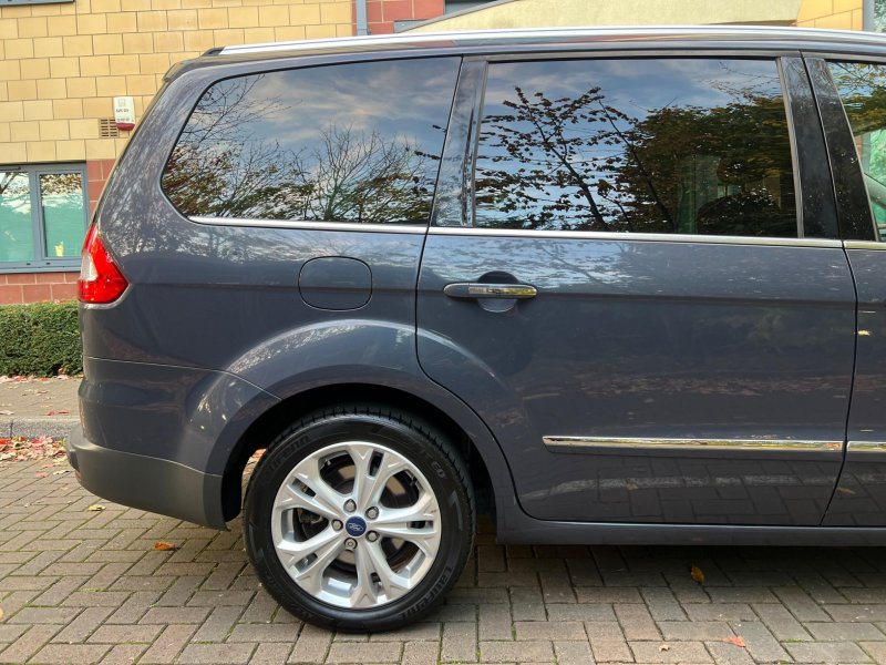 FORD GALAXY
