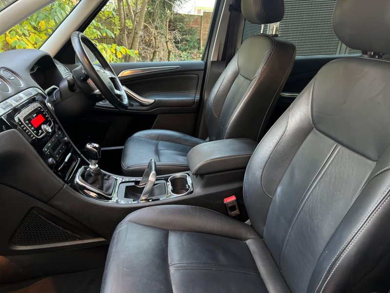 FORD GALAXY