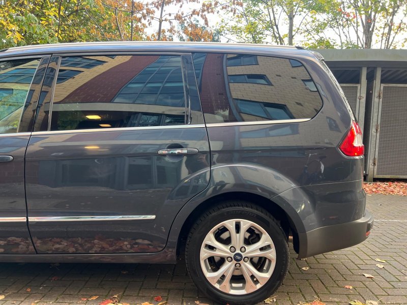 FORD GALAXY