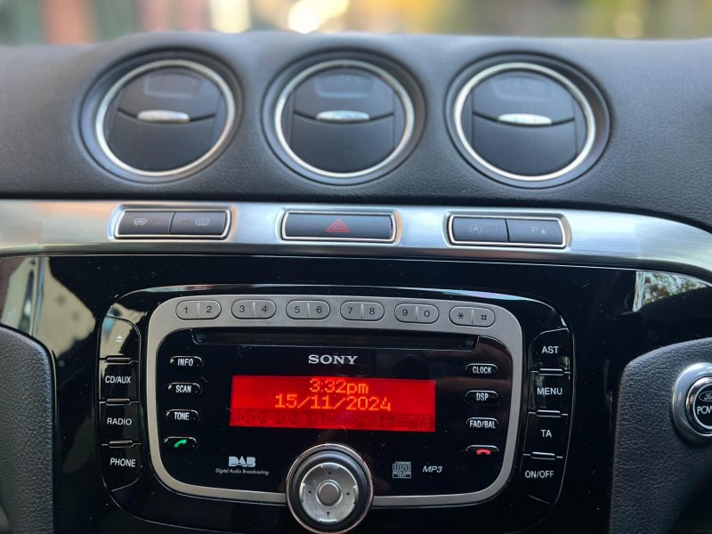 FORD GALAXY