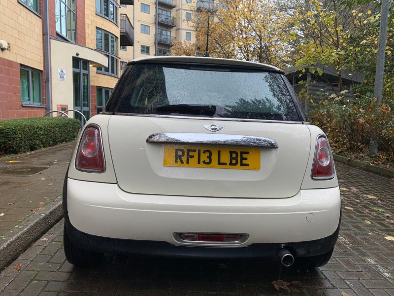 MINI HATCH
