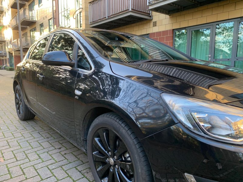 VAUXHALL ASTRA