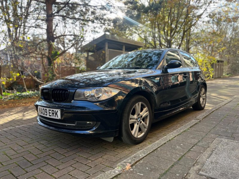 BMW 1 SERIES