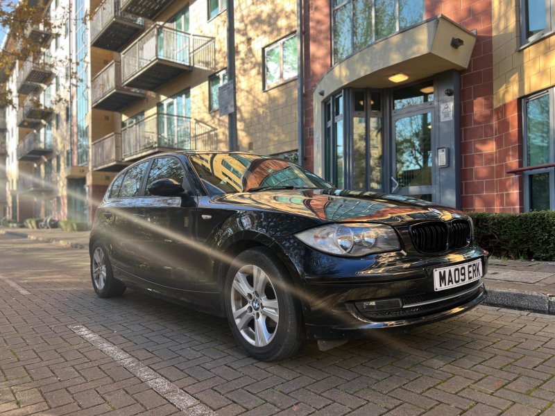 BMW 1 SERIES