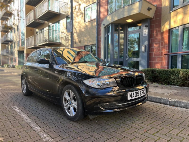 BMW 1 SERIES