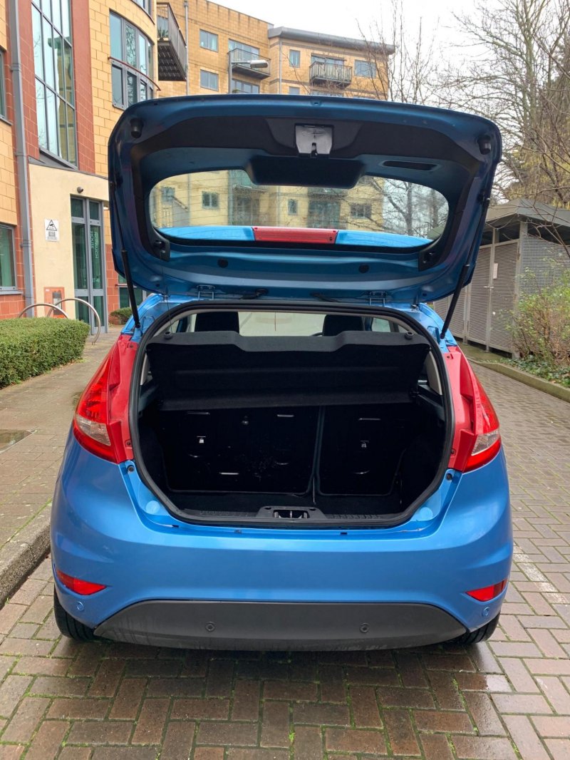 FORD FIESTA