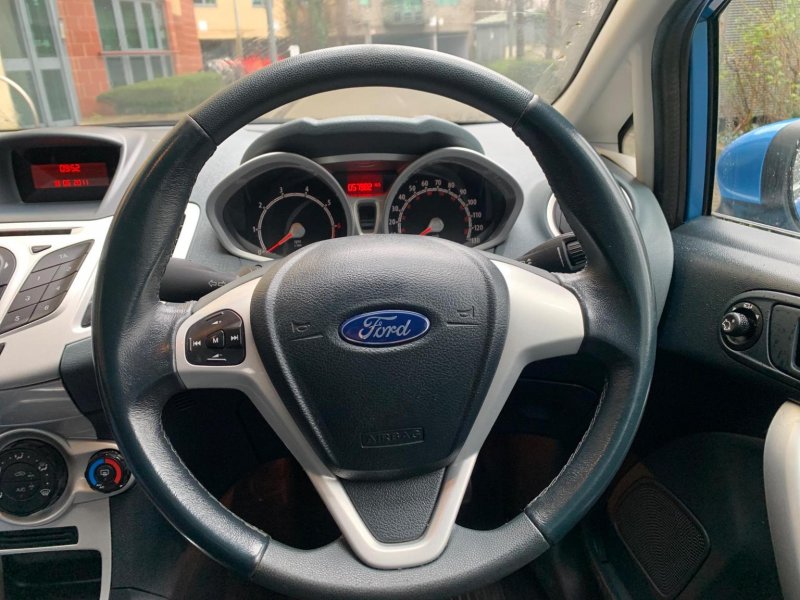 FORD FIESTA