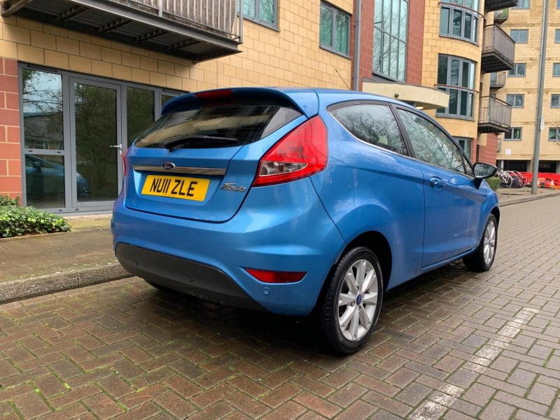 FORD FIESTA