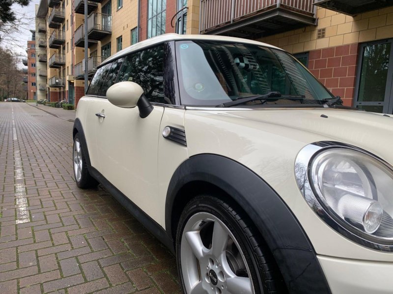 MINI CLUBMAN