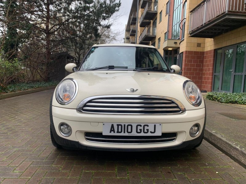 MINI CLUBMAN