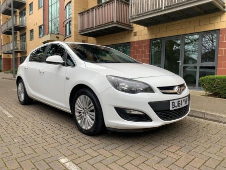 VAUXHALL ASTRA 1.4 16v Excite Euro 5 5dr