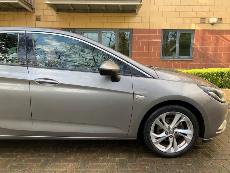 VAUXHALL ASTRA