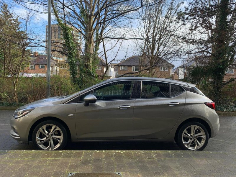 VAUXHALL ASTRA