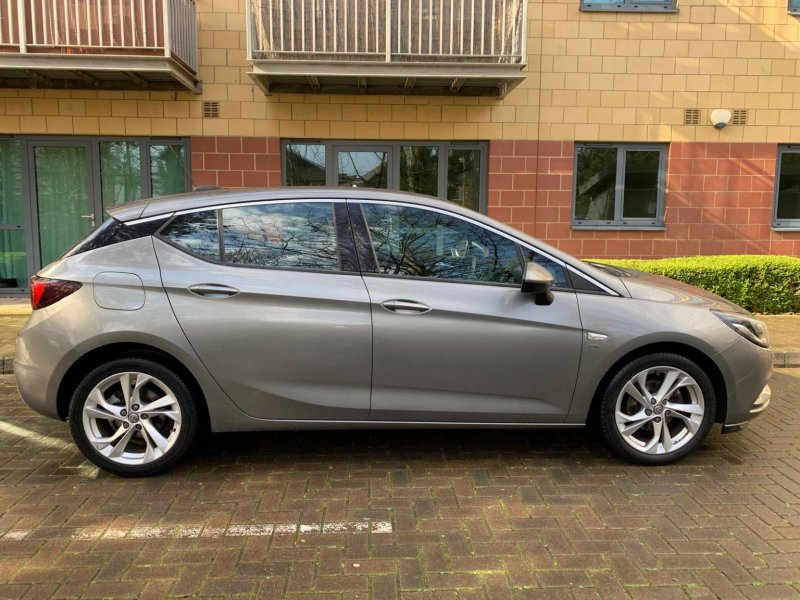 VAUXHALL ASTRA