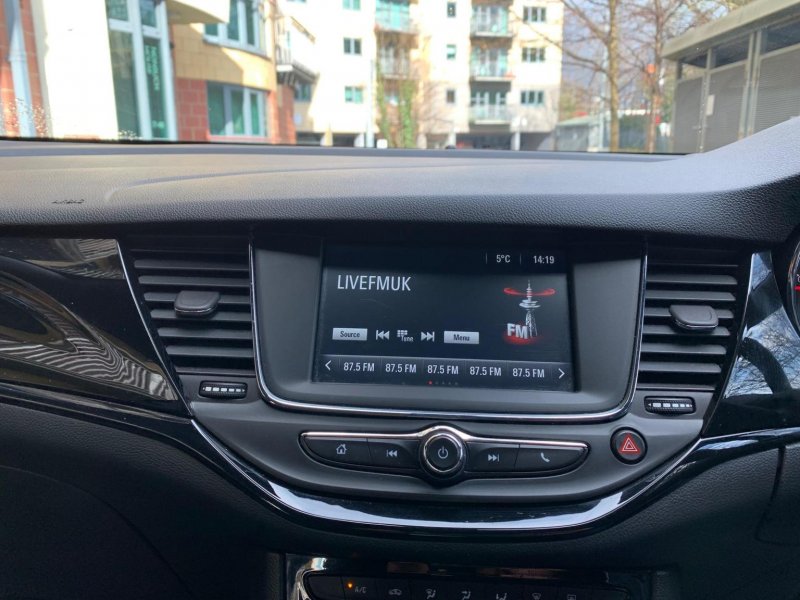 VAUXHALL ASTRA