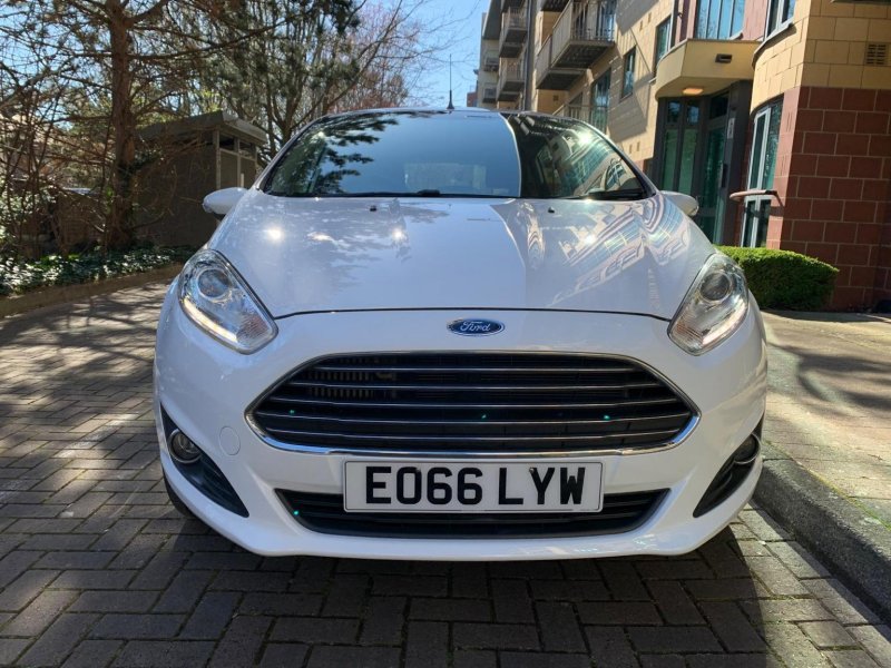 FORD FIESTA