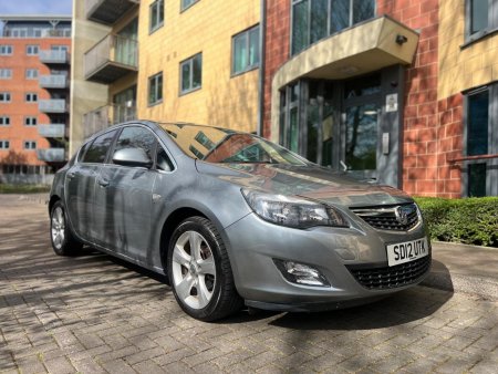 VAUXHALL ASTRA 1.6 16v SRi Euro 5 5dr