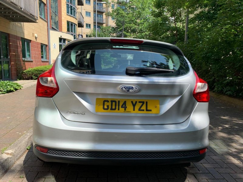 FORD FOCUS