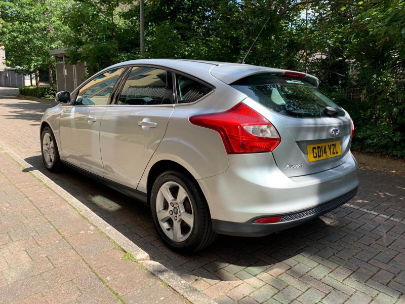 FORD FOCUS