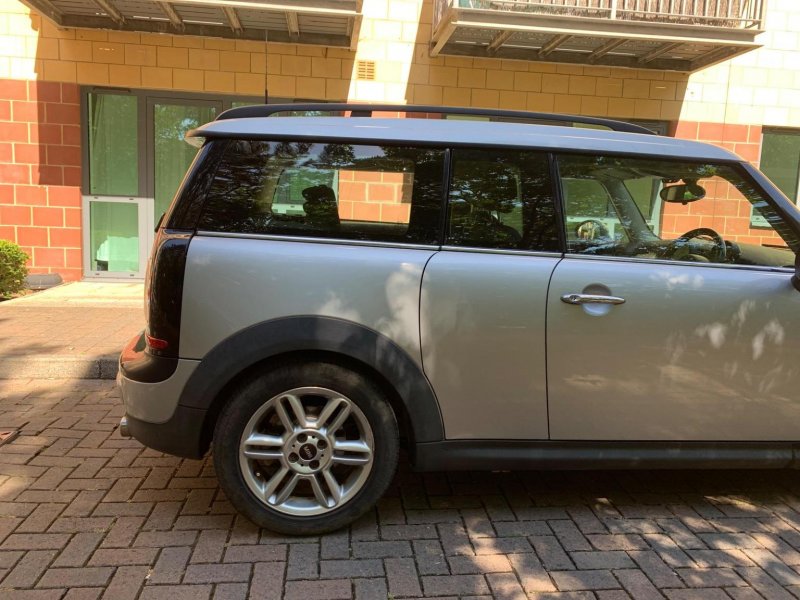 MINI CLUBMAN