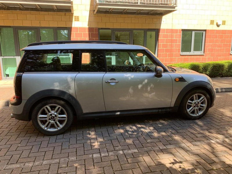 MINI CLUBMAN