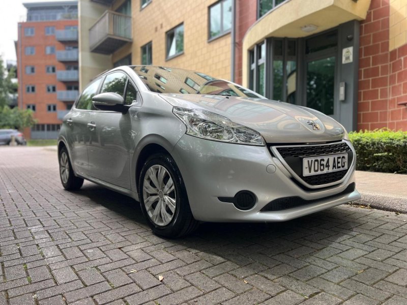 PEUGEOT 208 1.2 VTi PureTech Access+ Euro 5 5dr